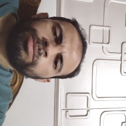 علي زكريا